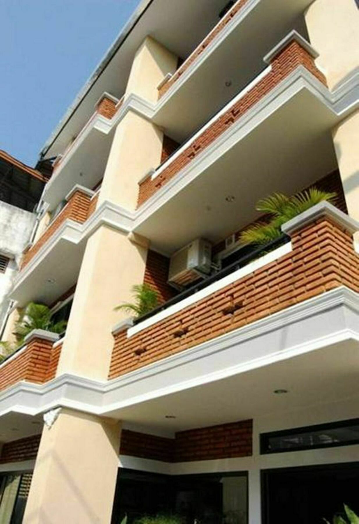 Hotel Spring@Tapae Chiang Mai Exterior foto